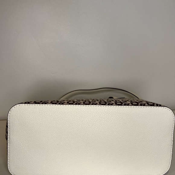 NWT DKNY TOTE SHOULDER BAG WHITE/BROWN - Picture 12 of 13